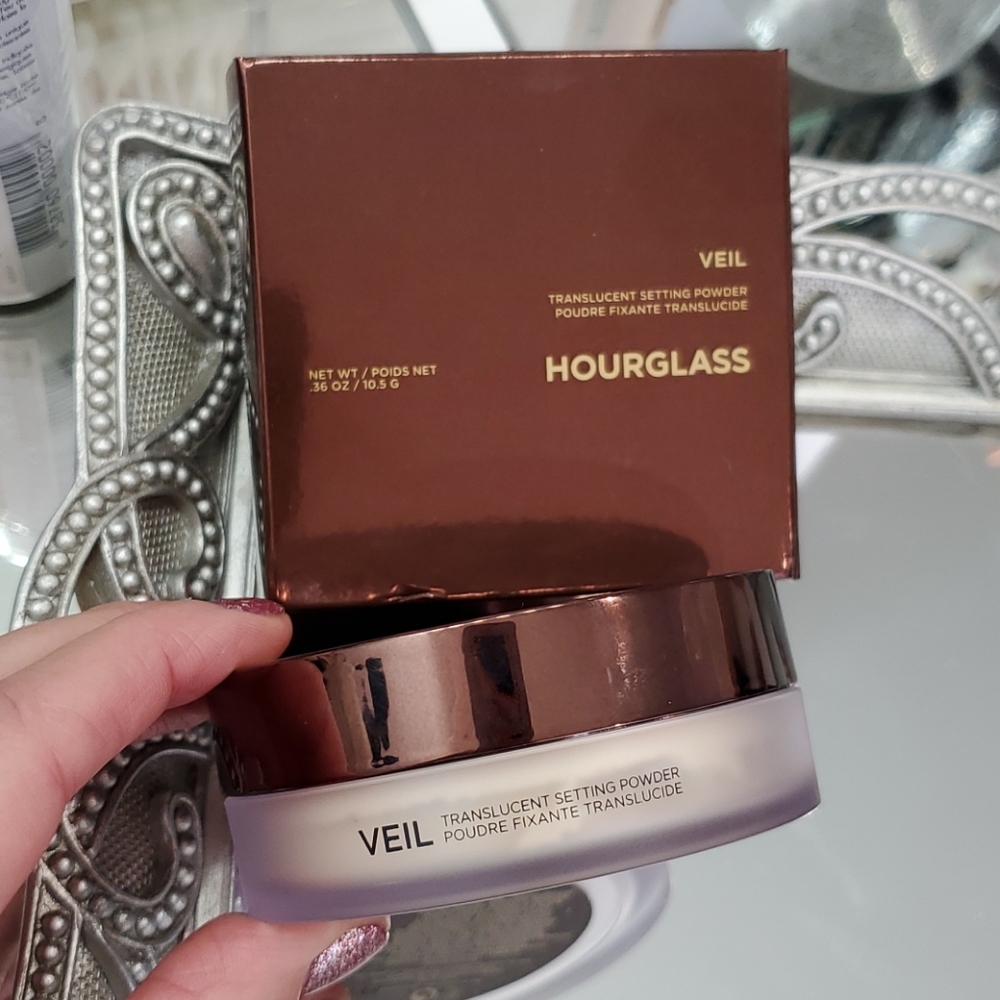 Hourglass Veil Translucent Setting Power - Picture 2 of 4